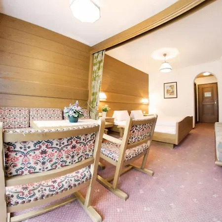 Garni Val-sinestra Guest house Ischgl