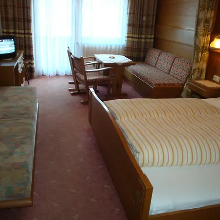 Guest house Garni Val-sinestra 3*
